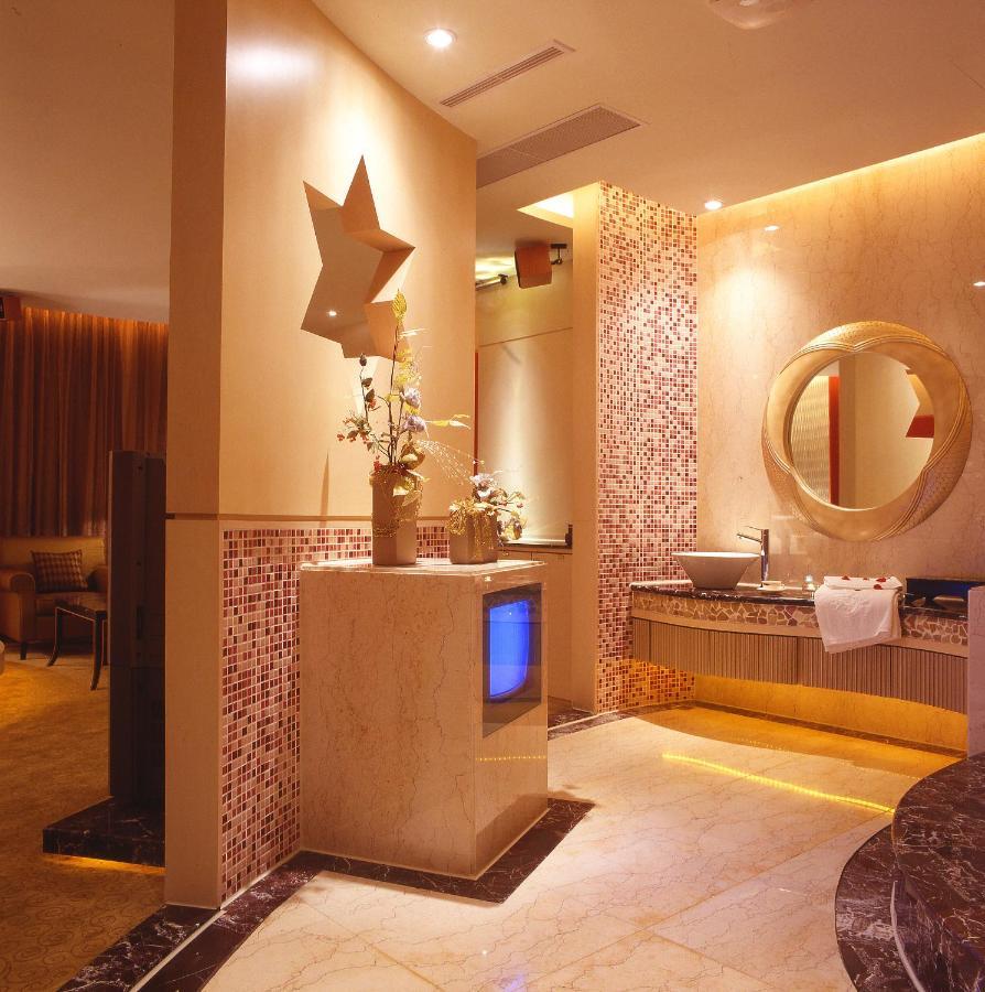 Dongfeng Motel Гуйшань Экстерьер фото